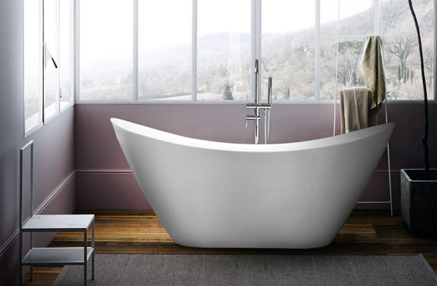 bagno con vasca freestanding