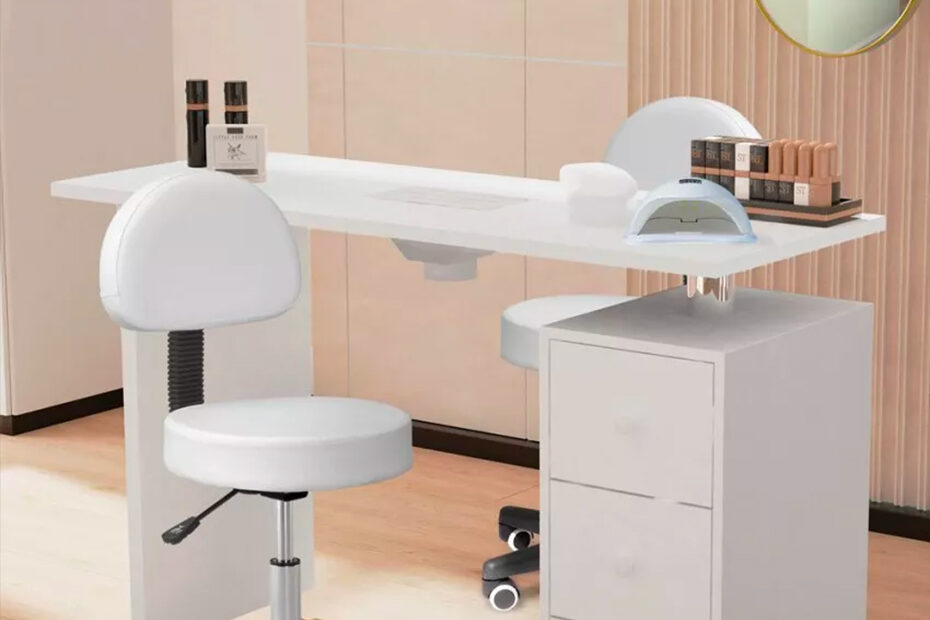 tavolo manicure con aspiratore